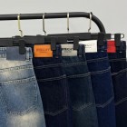 شلوار فلر بگ جین آبی شلوار فلر بگ جین آبی