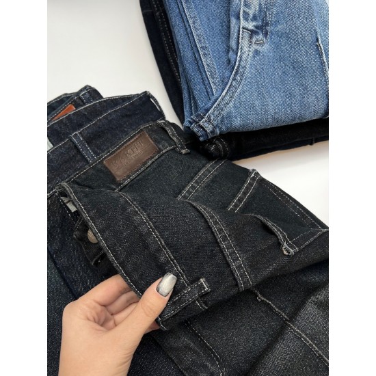 شلوار فلر بگ جین آبی جلو دوخت شلوار فلر بگ جین آبی جلو دوخت