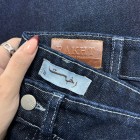 شلوار فلر بگ جین آبی جیب هلالی شلوار فلر بگ جین آبی جیب هلالی