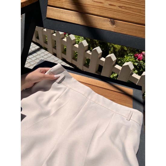 شلوار بگ پارچه ای کمربنددار شلوار بگ پارچه ای کمربنددار