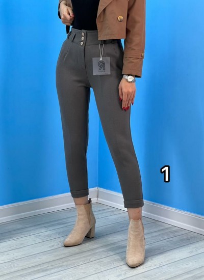 شلوار مام فیت فوتر سه دکمه