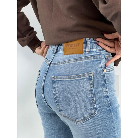 شلوار بوتکات جین آبی شلوار بوتکات جین آبی