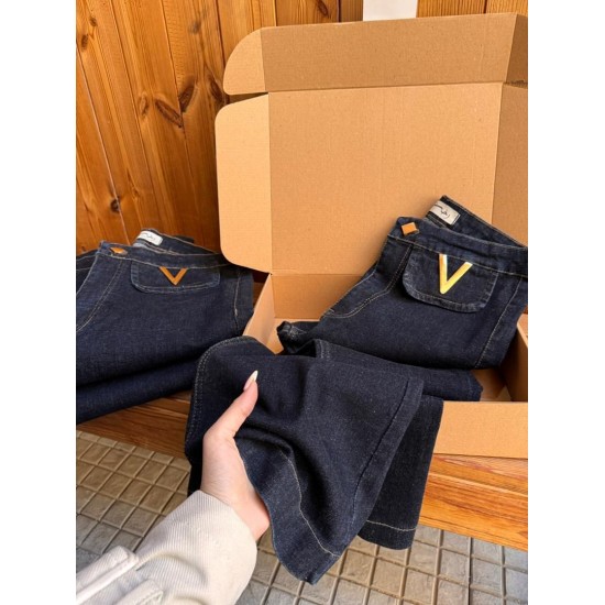 شلوار بوتکات جین آبی v