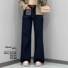 شلوار فلر بگ جین آبی دو جیب شلوار فلر بگ جین آبی دو جیب