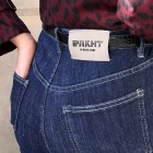 شلوار بوتکات جین آبی جیب هلالی