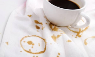 از بین بردن لک قهوه از روی لباس